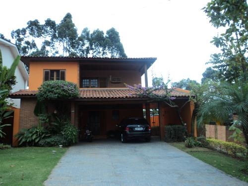 Casa para alugar – Alphaville 4, Barueri | 1 suíte, 250m²