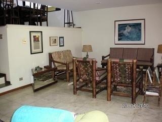 Casa à venda – Alphaville, Barueri | 3 suítes, 300m²