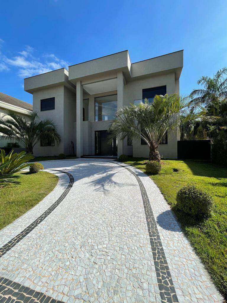 Casa à venda – Alphaville, Santana de Parnaíba | 6 suítes
