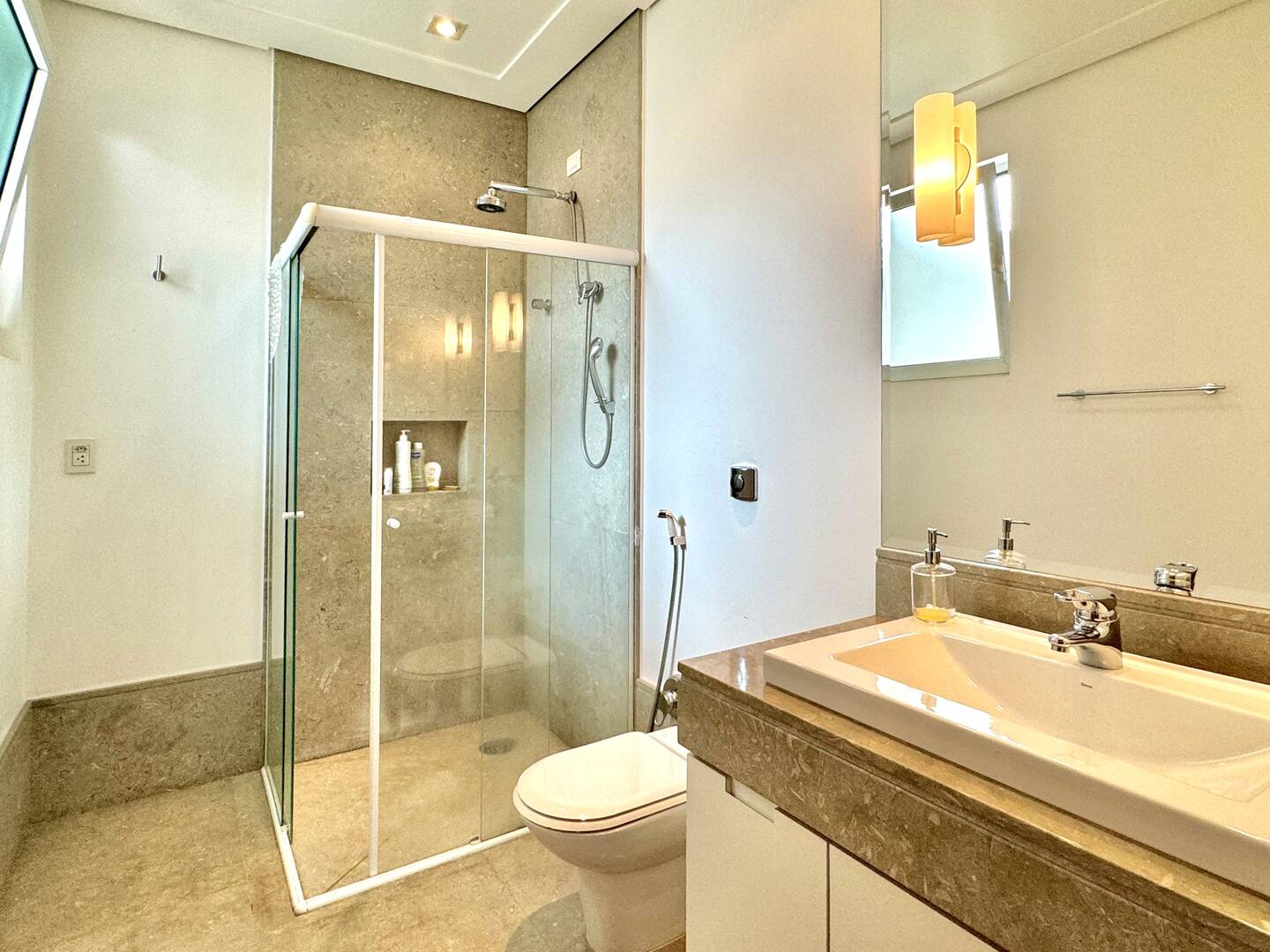 Casa, 4 suítes, 1430m², em Alpha Conde — foto 32