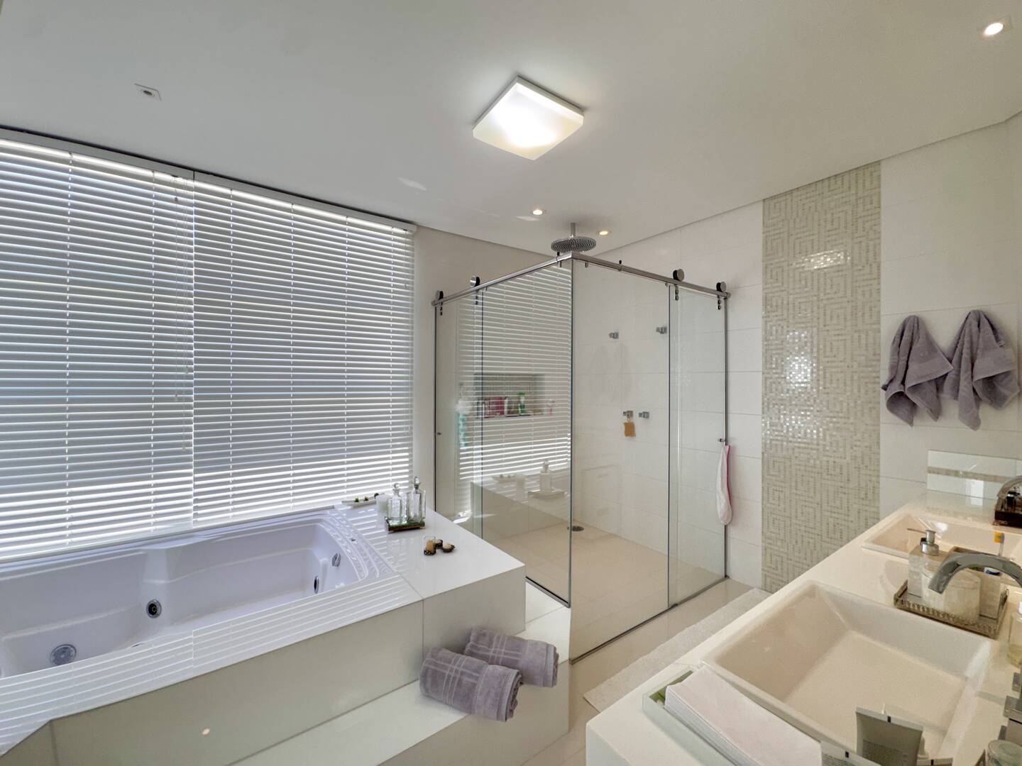 Casa, 4 suítes, 360m², em Alphaville — foto 24