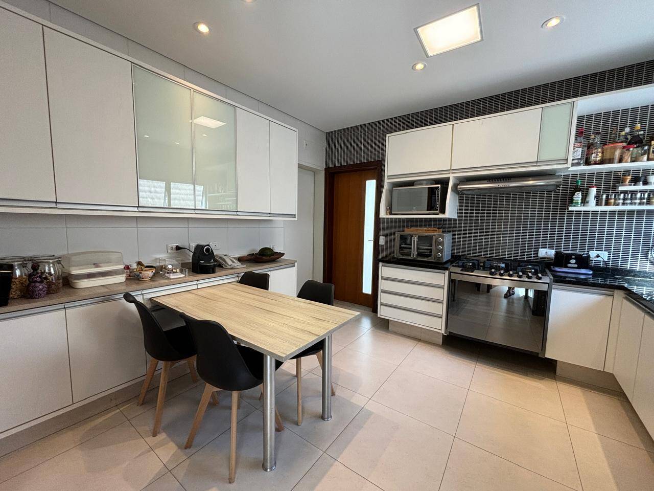 Casa, 4 suítes, 290m², em Alphaville — foto 8