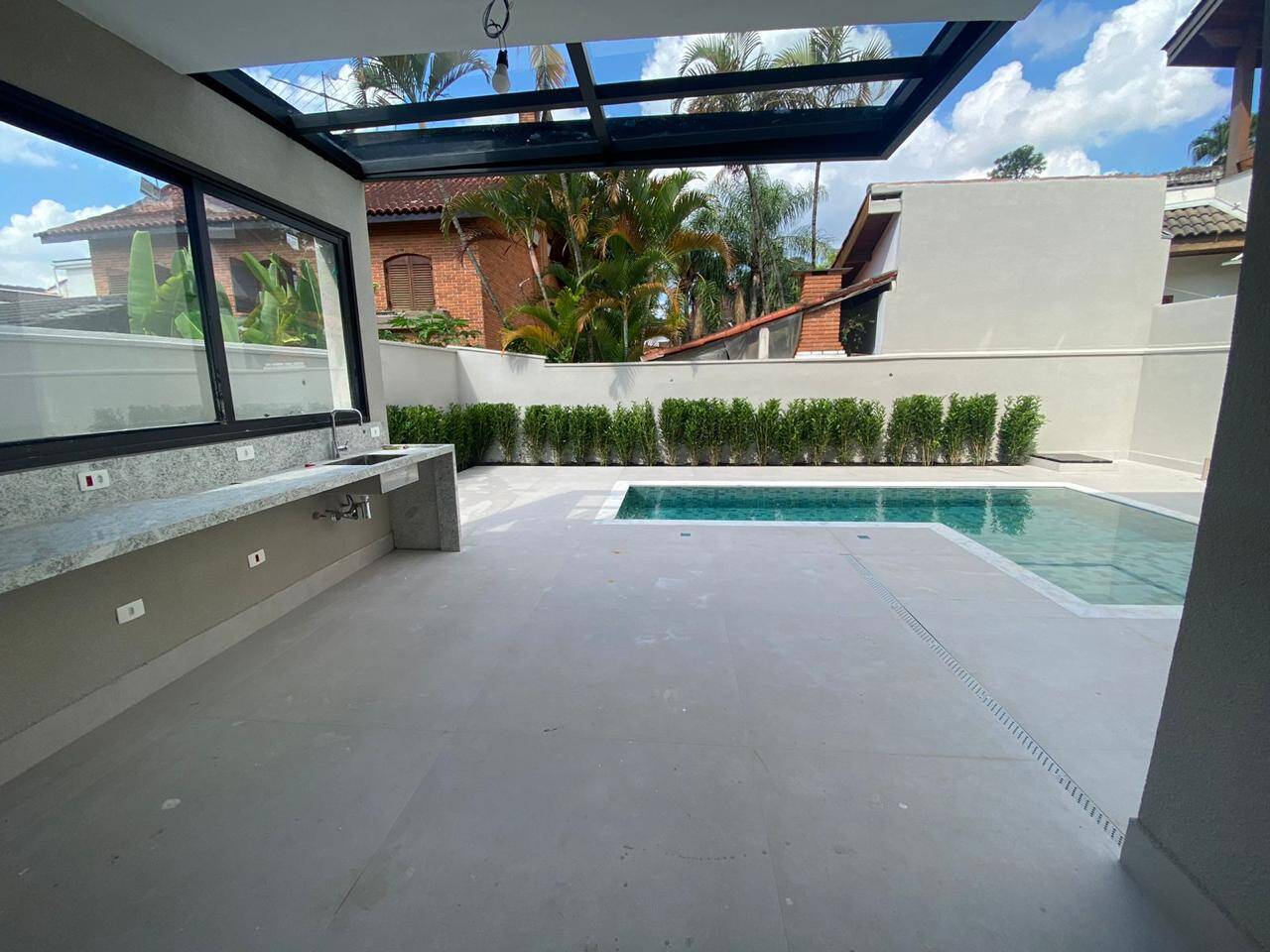Casa à venda – Alphaville, Santana de Parnaíba | 4 suítes, 276m²