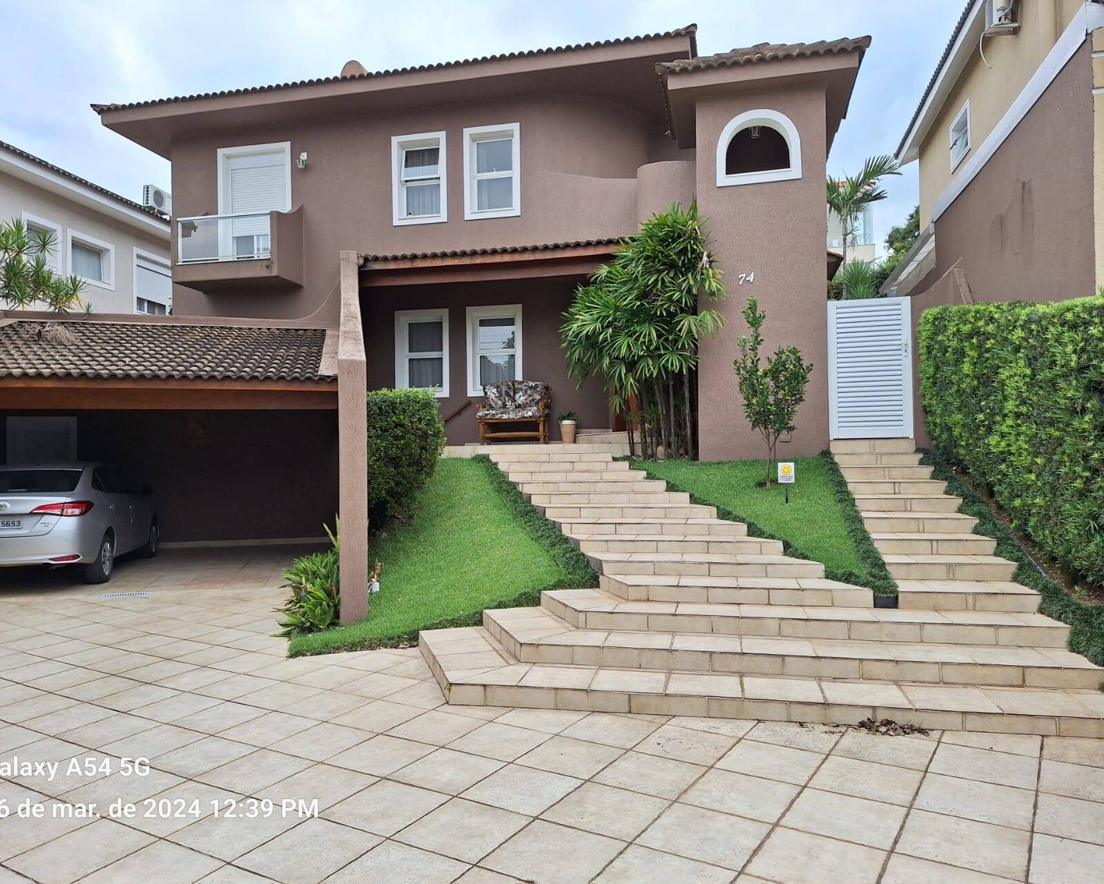 Casa à venda – Alphaville, Santana de Parnaíba | 1 suíte, 297m²