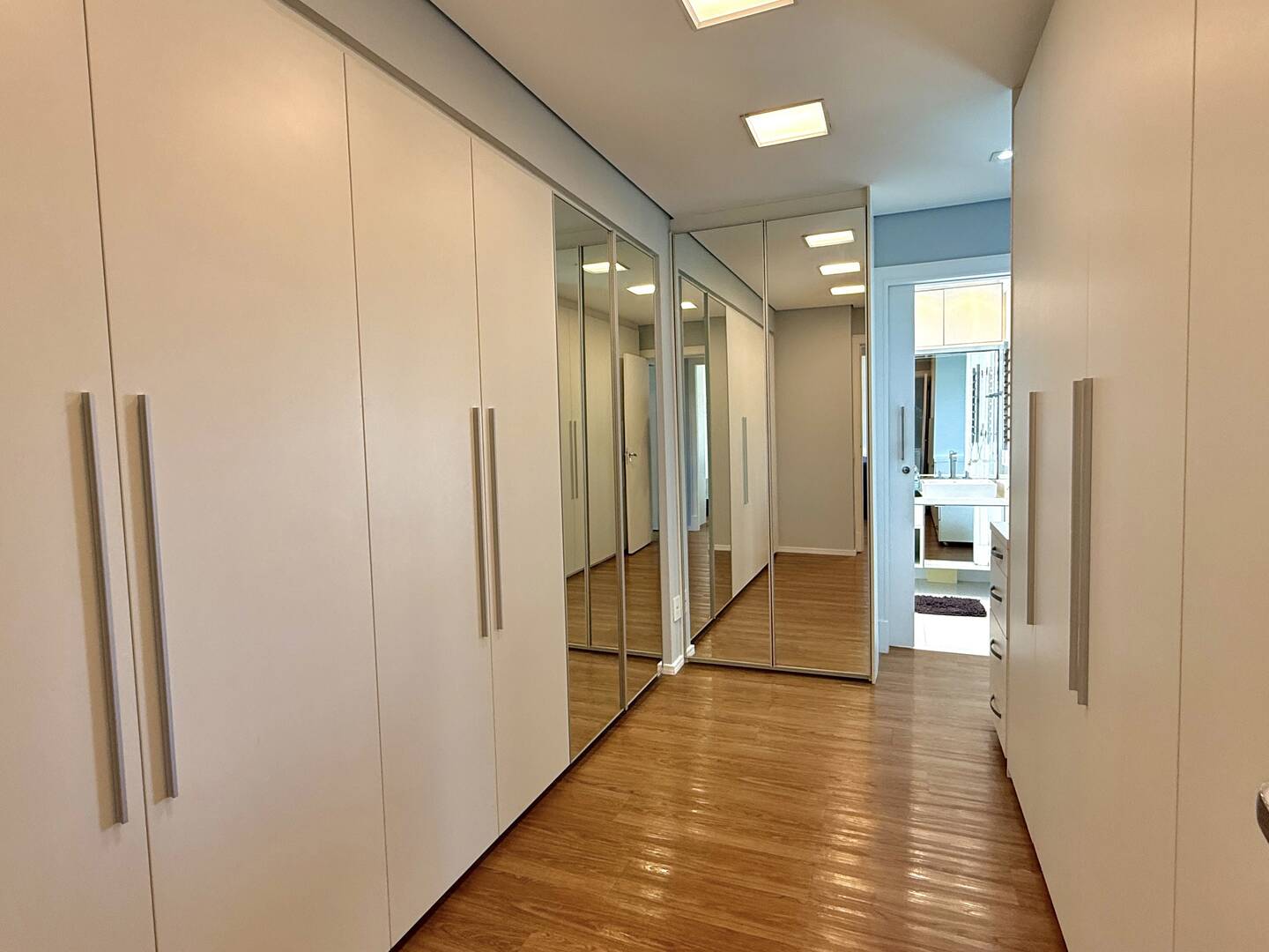 Apartamento, 3 suítes, 202m², em Tamboré — foto 7