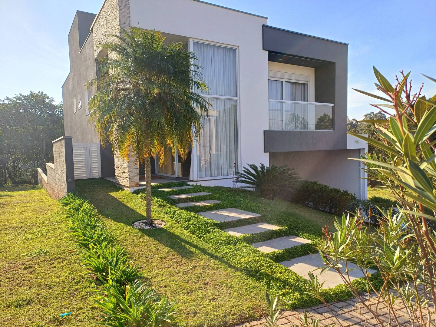 Casa à venda – Alphaville, Santana de Parnaíba | 3 suítes, 254m²