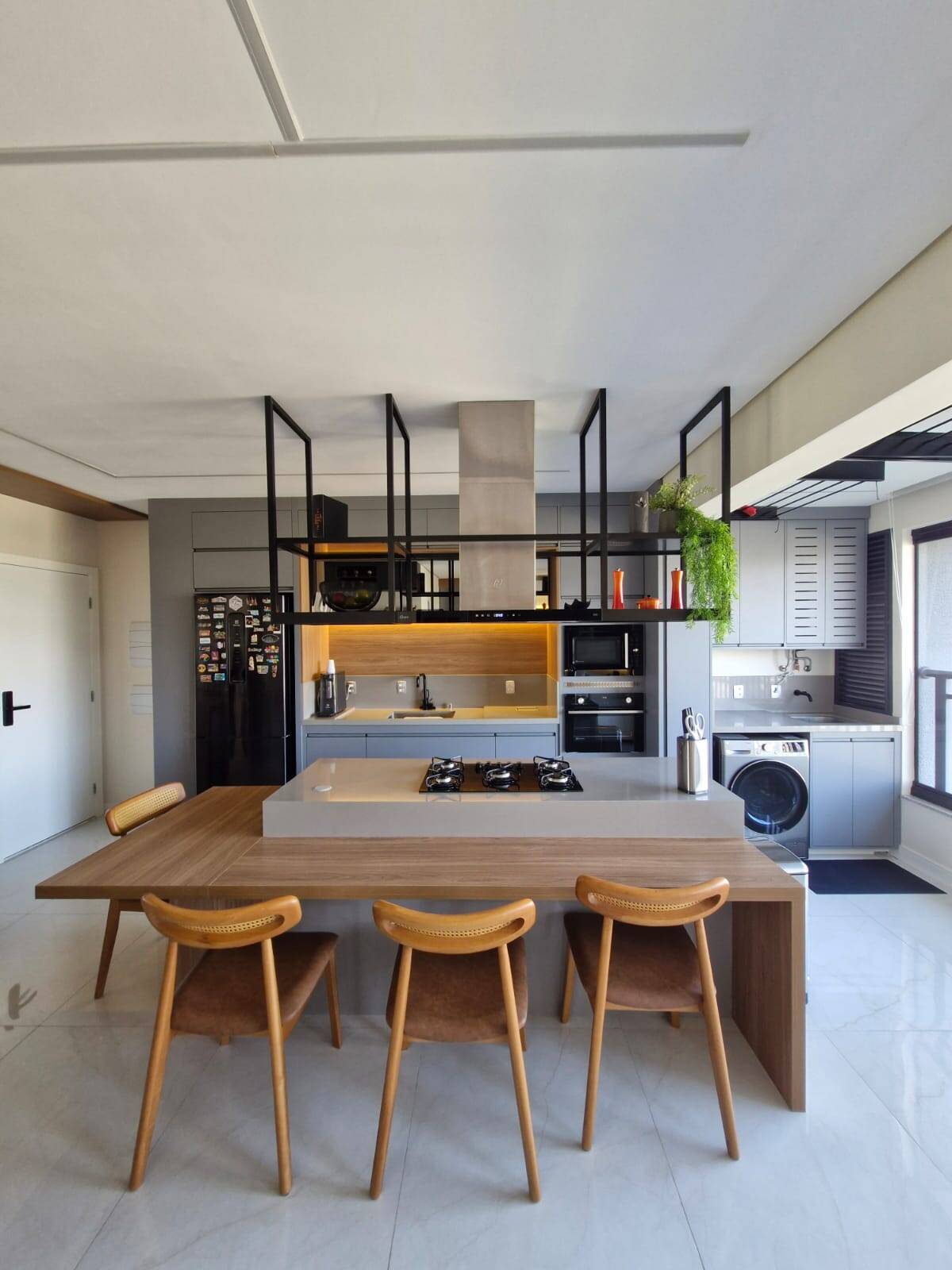 Apartamento, 1 suíte, 70m², em Alphaville Empresarial — foto 2