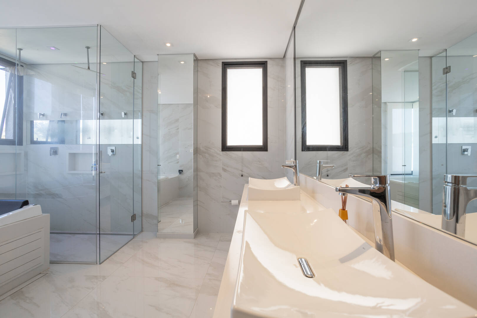 Casa, 3 suítes, 365m², em Alphaville — foto 37