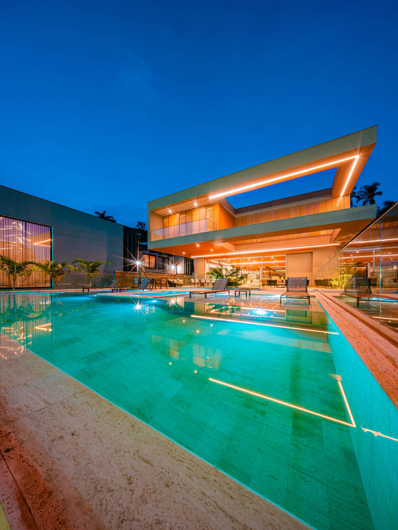 Casa à venda – Tamboré, Santana de Parnaíba | 5 suítes, 1100m²