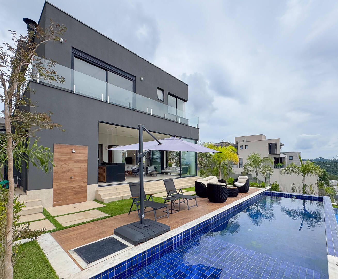 Casa, 4 suítes, 390m², em Alphaville — foto 3