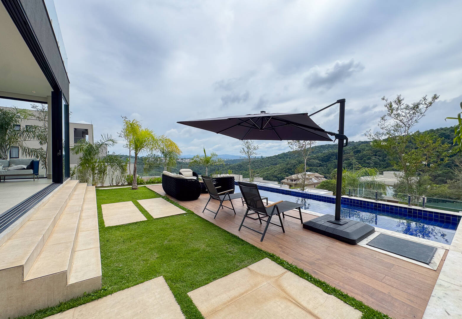 Casa, 4 suítes, 390m², em Alphaville — foto 4