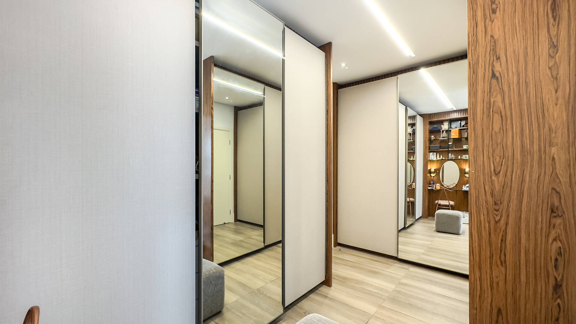 Apartamento, 4 suítes, 282m², em Alphaville Centro Industrial e Empresarial/Alphaville. — foto 5