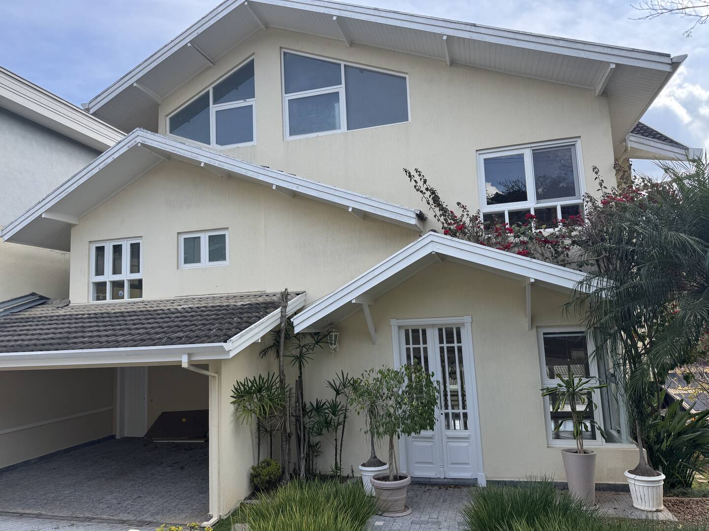 Casa à venda – Alphaville, Santana de Parnaíba | 4 suítes, 456m²