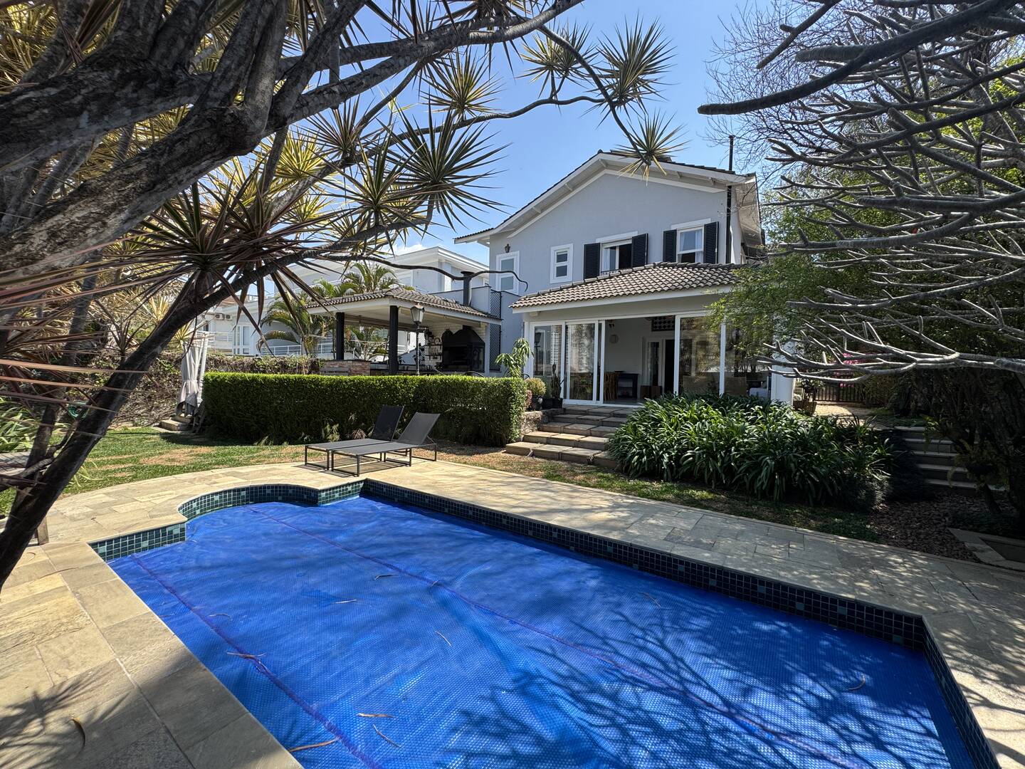 Casa para alugar – Alphaville, Santana de Parnaíba | 4 suítes, 505m²