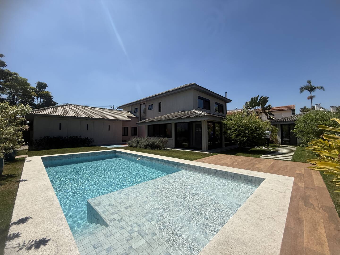 Casa à venda – Alphaville, Santana de Parnaíba | 4 suítes, 466m²