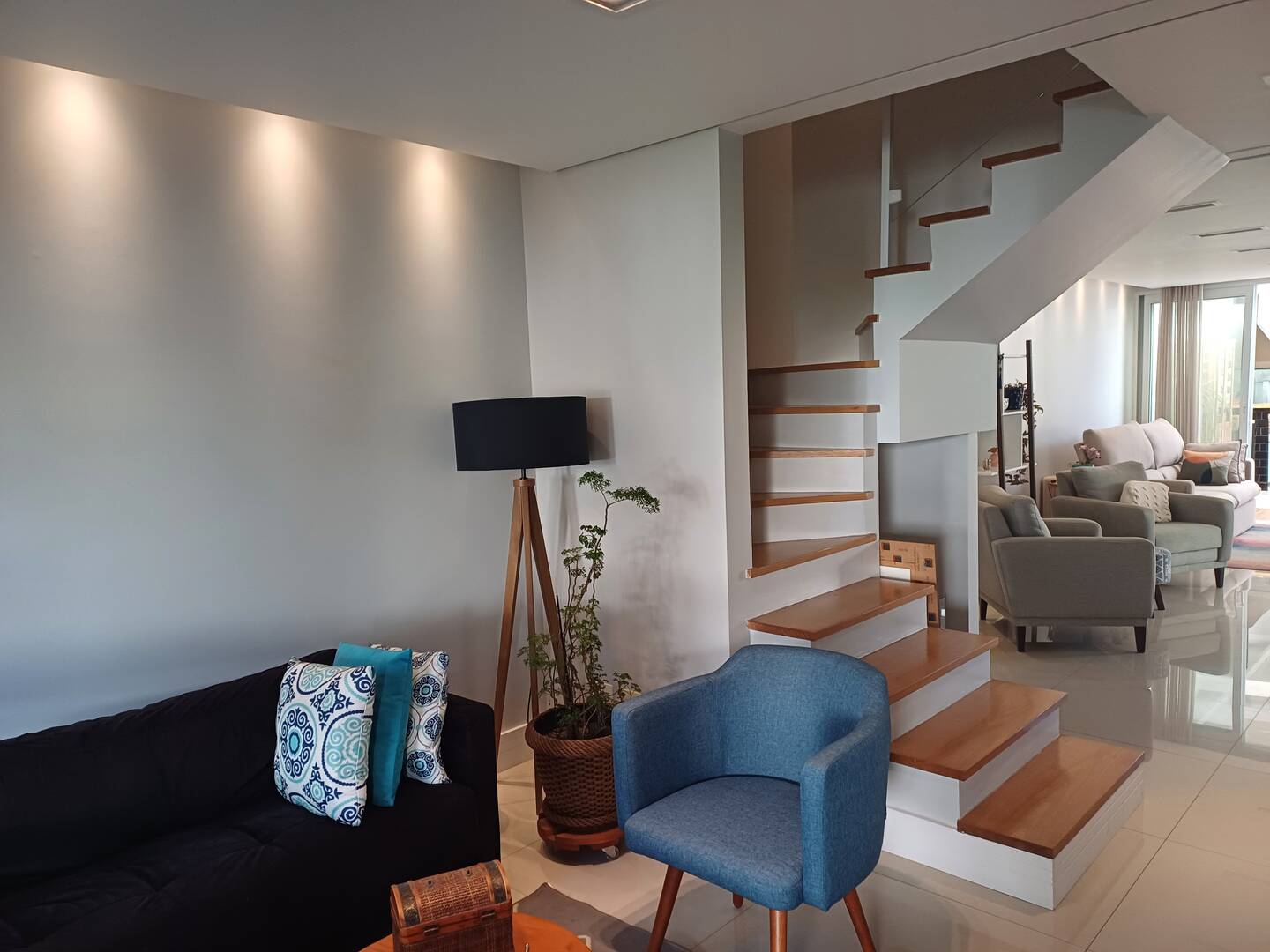 Casa à venda – Tamboré, Santana de Parnaíba | 1 suíte, 165m²