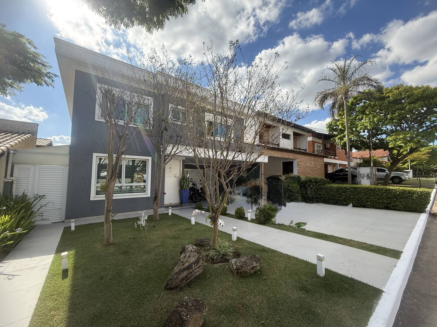 Casa à venda – Alphaville, Santana de Parnaíba | 4 suítes, 350m²