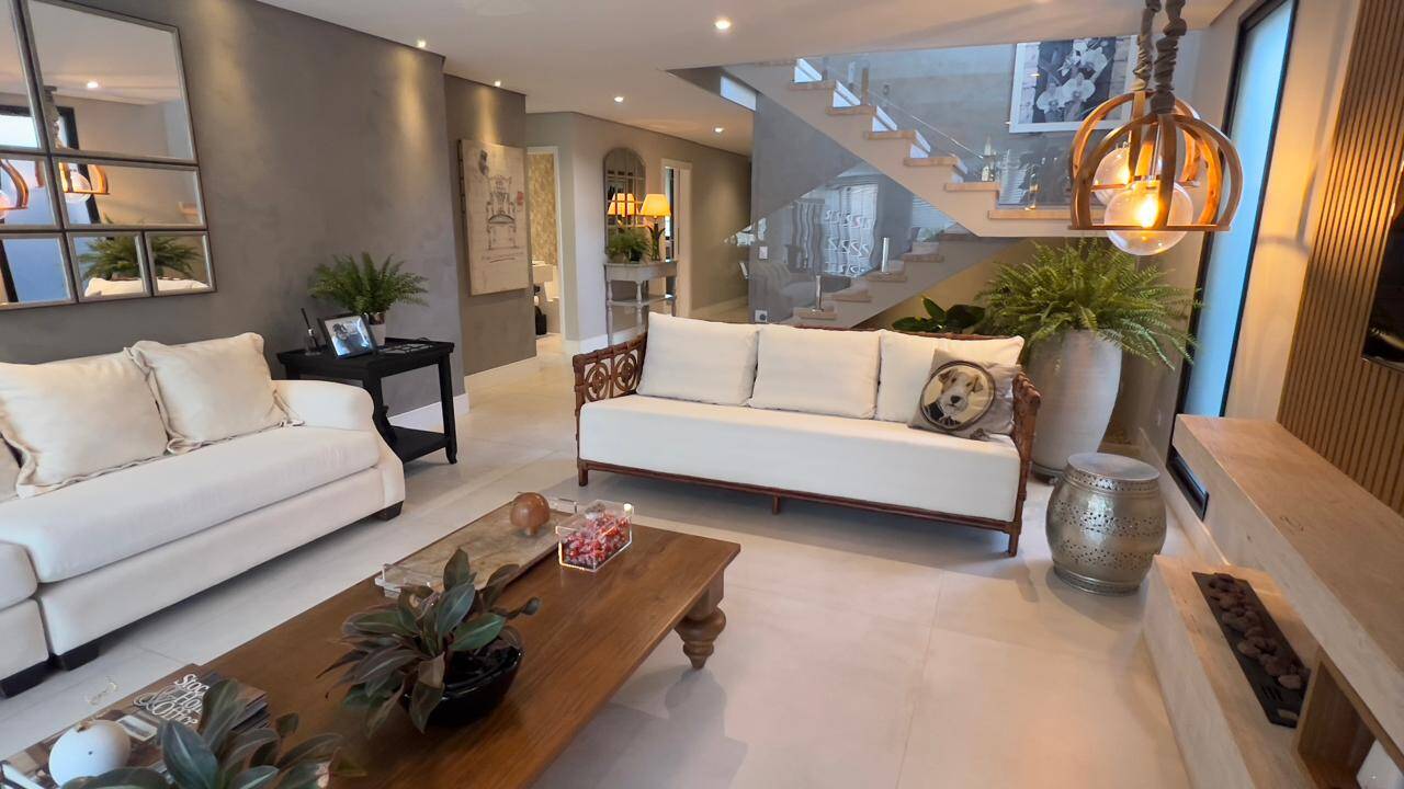 Casa, 4 suítes, 300m², em Alphaville — foto 5