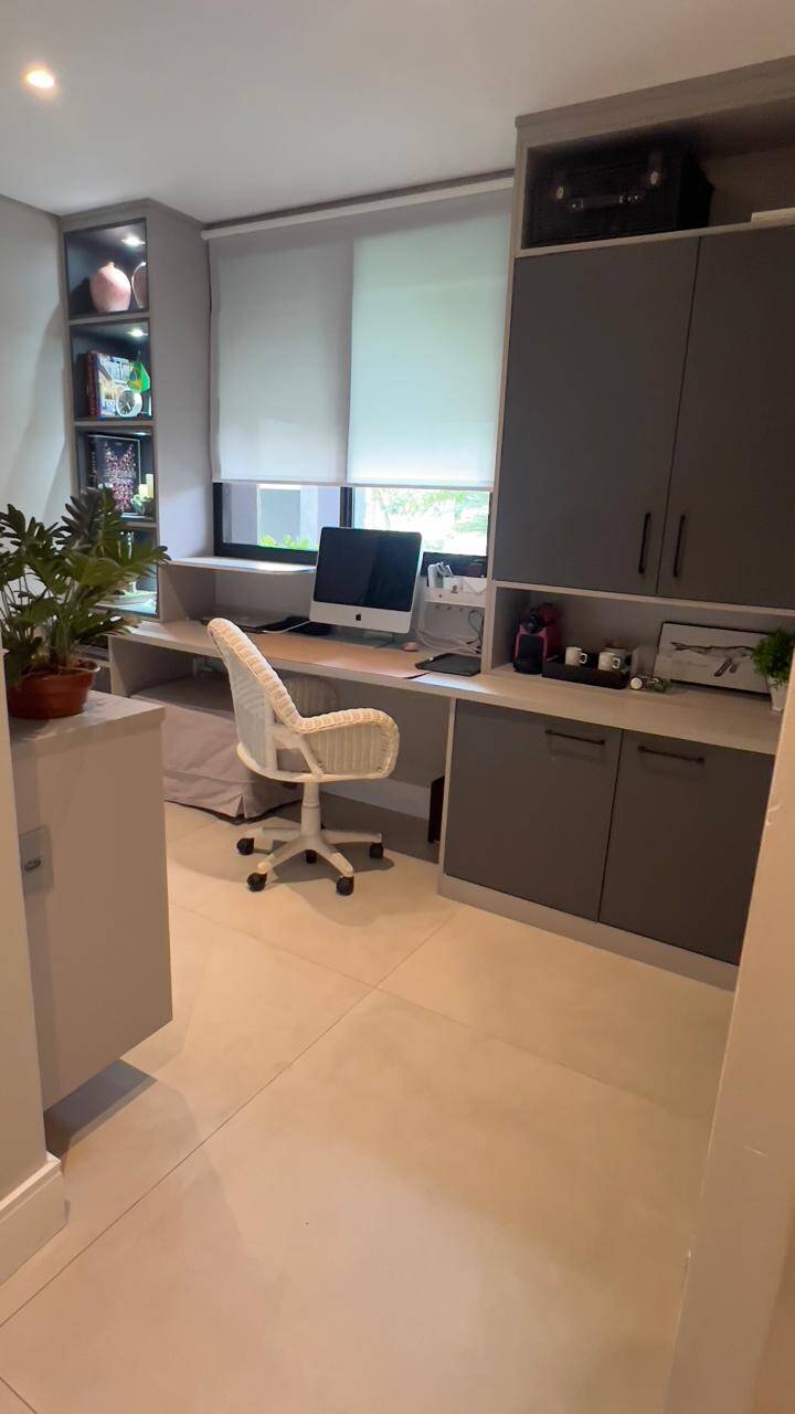 Casa, 4 suítes, 300m², em Alphaville — foto 10