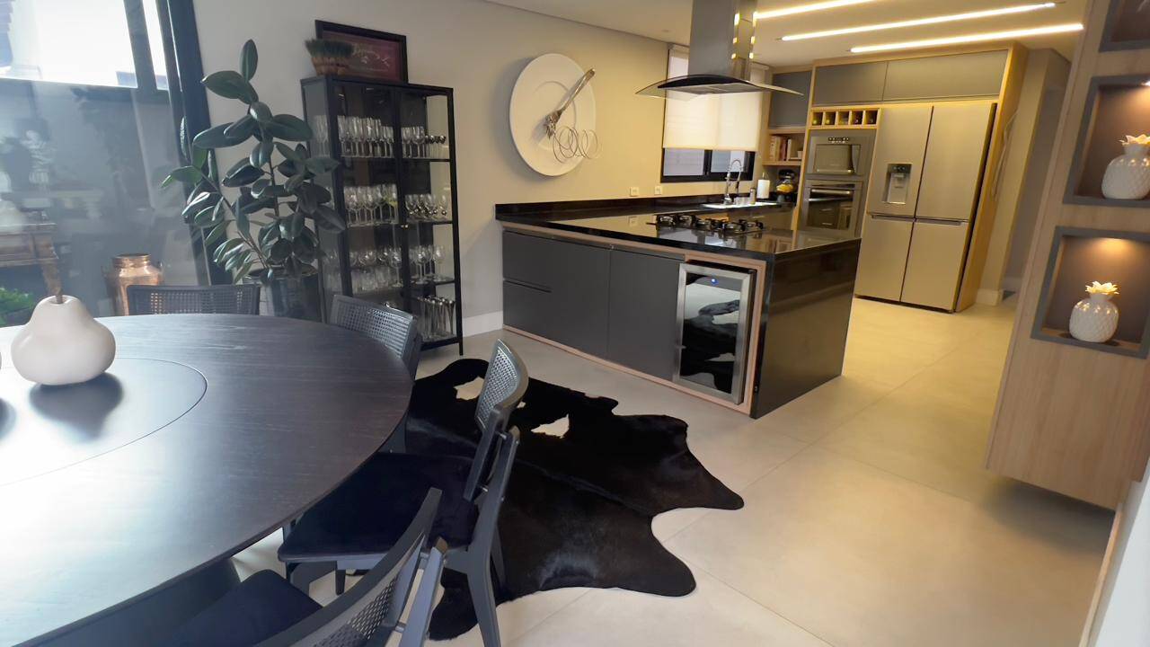 Casa, 4 suítes, 300m², em Alphaville — foto 11