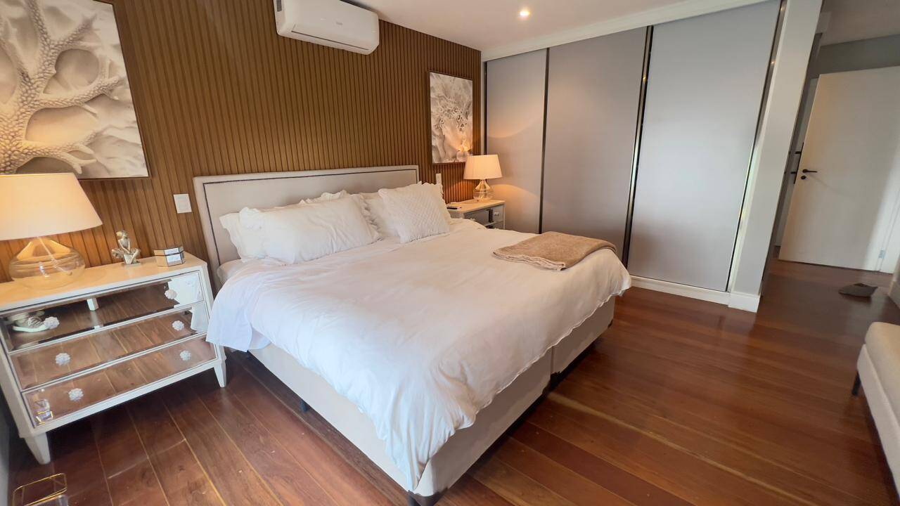 Casa, 4 suítes, 300m², em Alphaville — foto 28