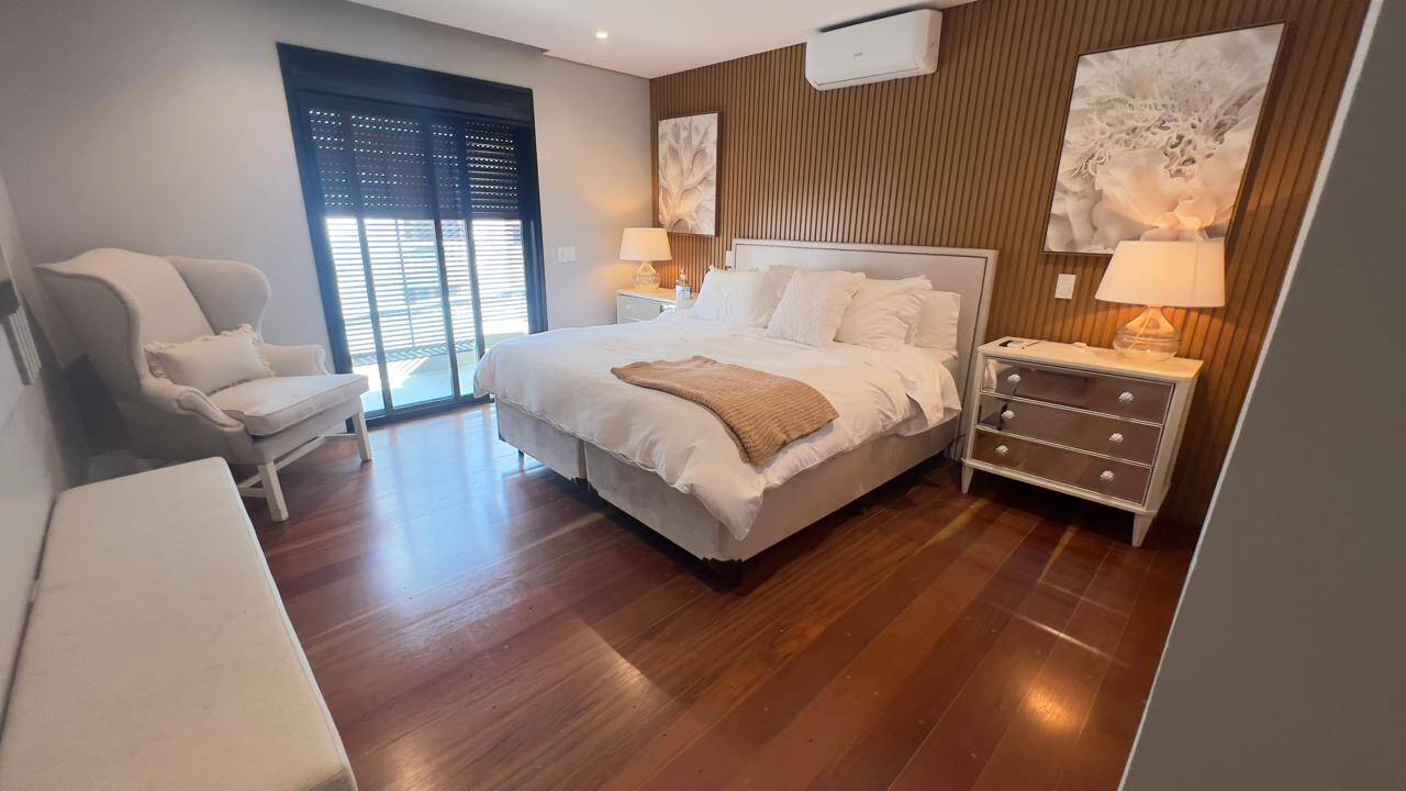 Casa, 4 suítes, 300m², em Alphaville — foto 25