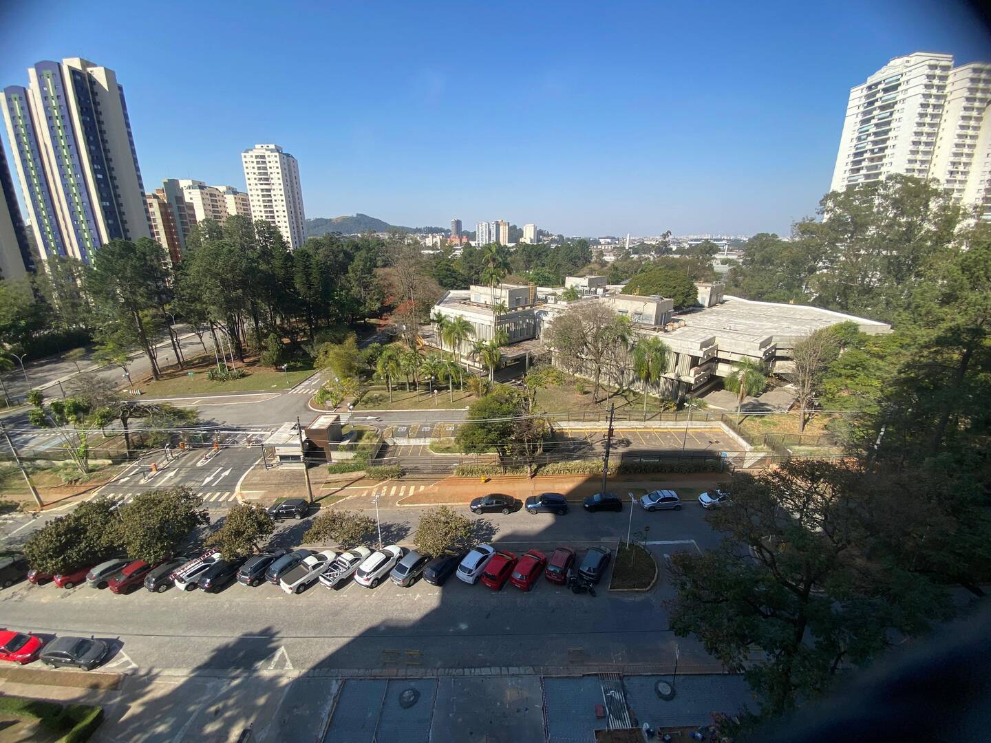 Apartamento à venda – Alphaville, Santana de Parnaíba | 3 suítes, 118m²