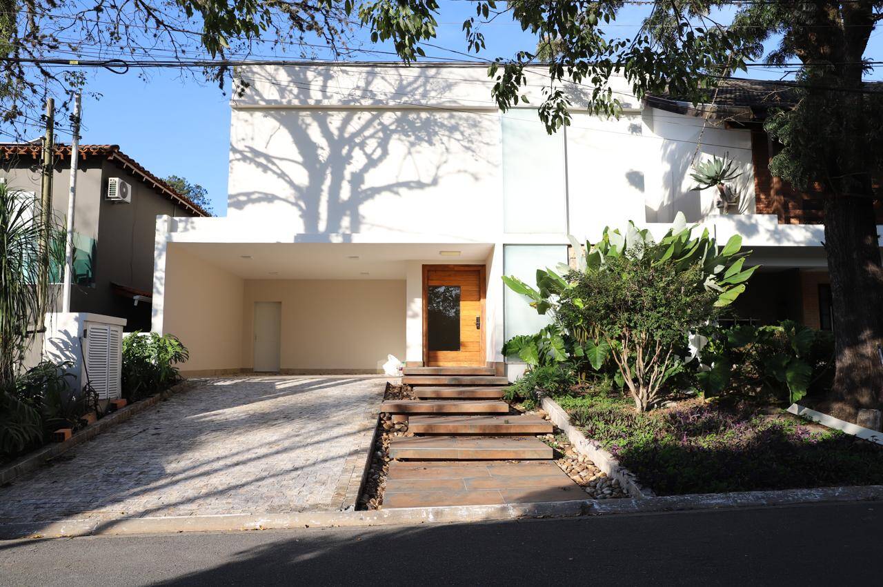Casa à venda – Alphaville, Santana de Parnaíba | 4 suítes, 380m²