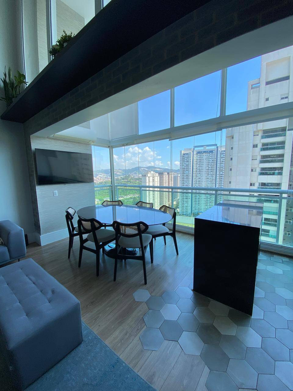 Apartamento à venda – Alphaville, Santana de Parnaíba | 3 suítes, 140m²