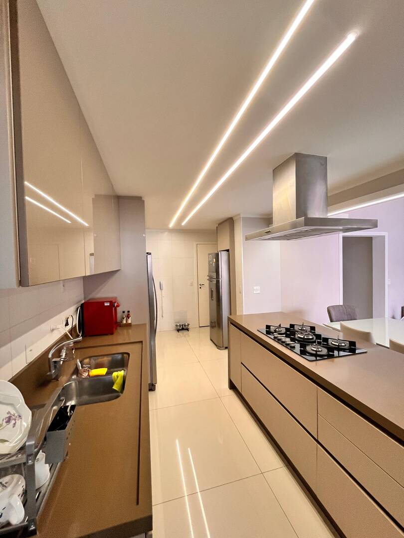 Apartamento, 3 suítes, 172m², em Alphaville — foto 2