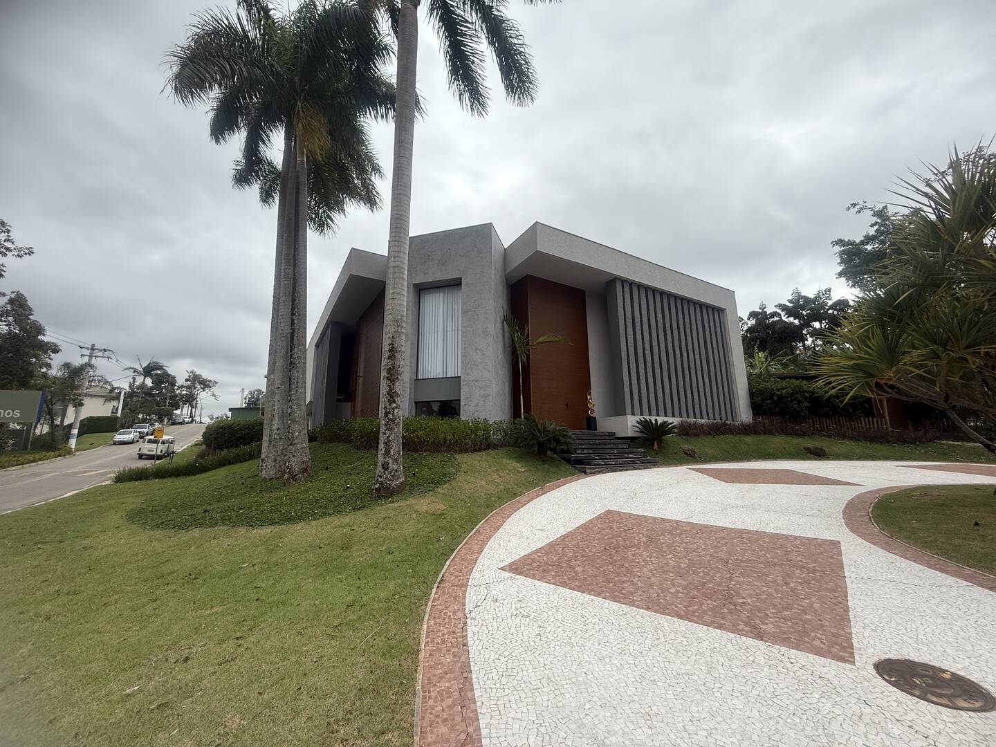 Casa à venda – Residencial Tamboré, Barueri | 5 suítes, 850m²