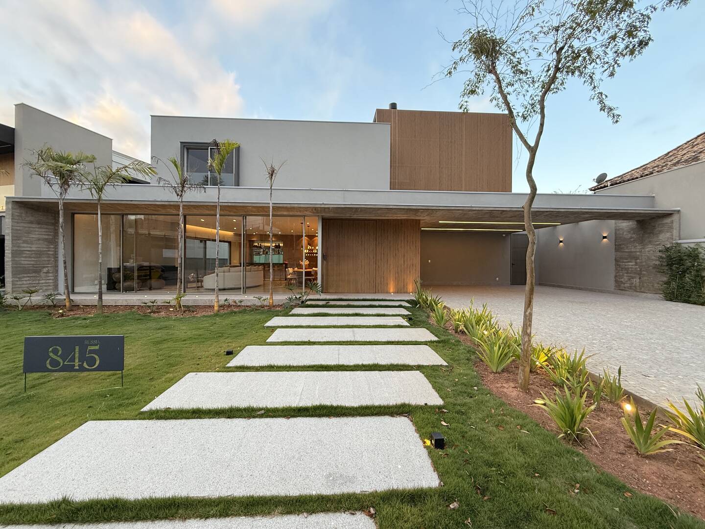Casa à venda – Alphaville Residencial Um, Barueri | 5 suítes, 837m²
