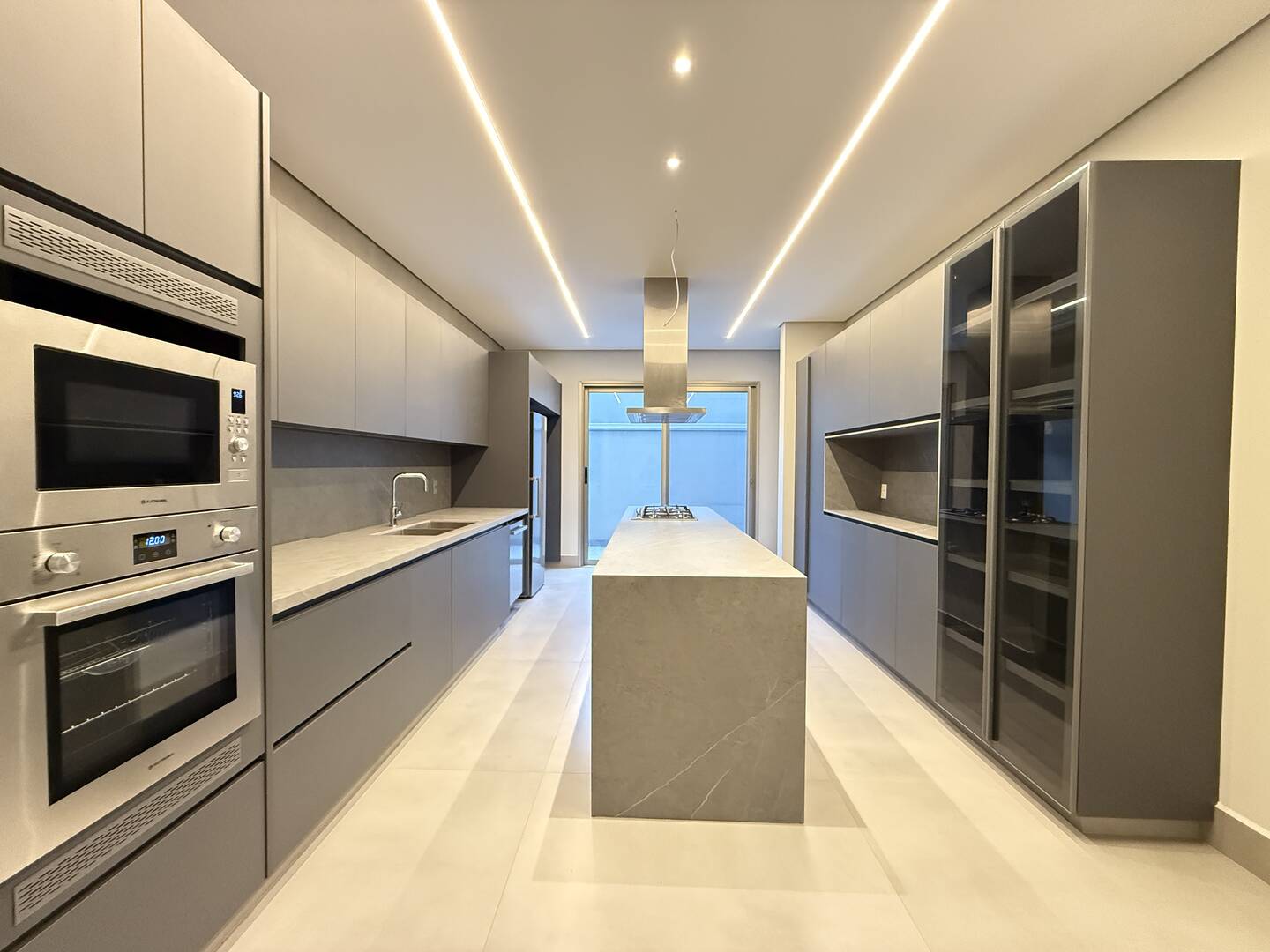 Casa, 5 suítes, 837m², em Alphaville Residencial Um — foto 57