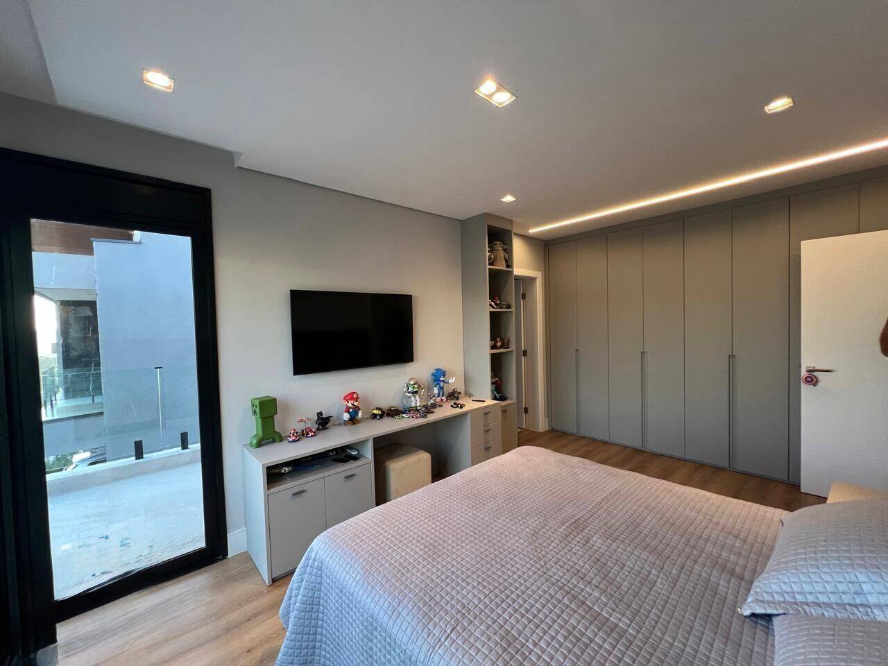Casa, 4 suítes, 539m², em Paiol Velho — foto 12