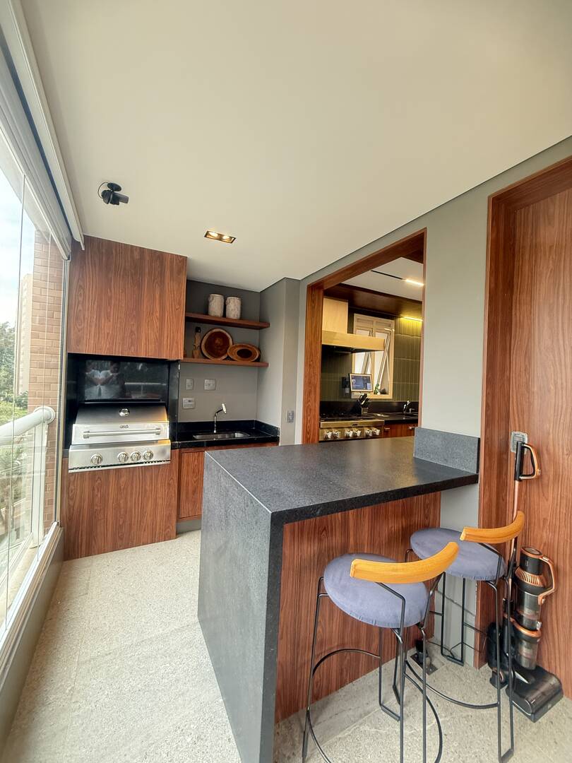 Apartamento, 3 suítes, 140m², em Tamboré — foto 2