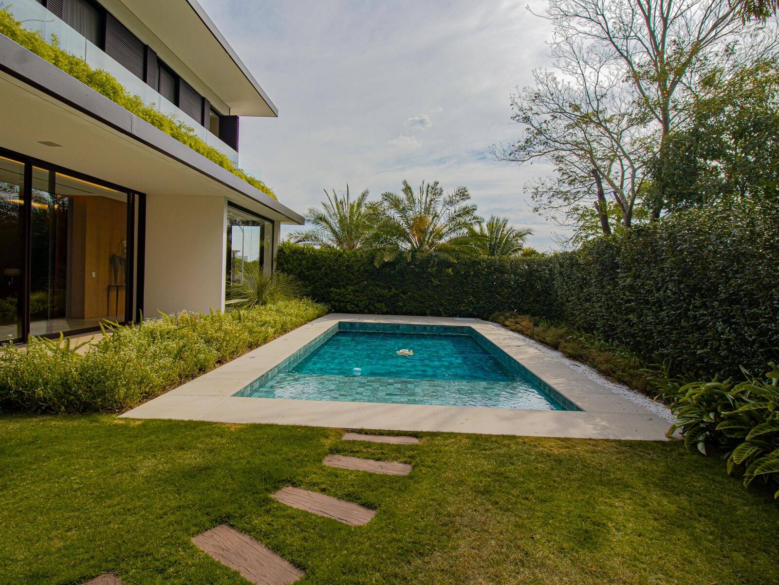 Casa à venda – Tamboré 10, Santana de Parnaíba | 4 suítes, 734m²