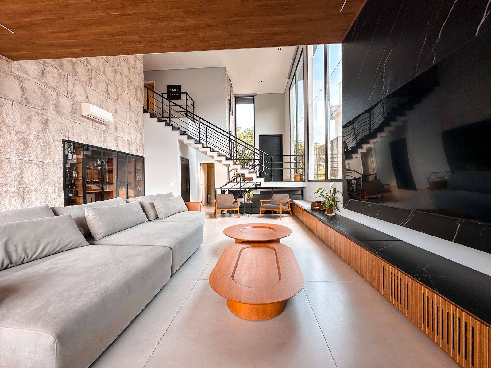 Casa à venda – Cidade Tamboré, Santana de Parnaíba | 4 suítes, 347m²