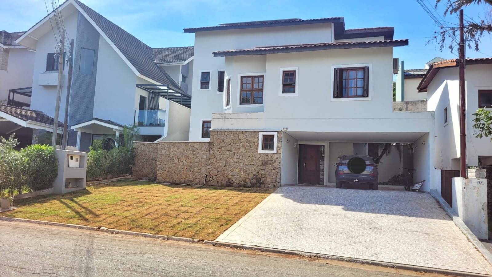 Casa à venda – Alphaville, Santana de Parnaíba | 2 suítes, 247m²