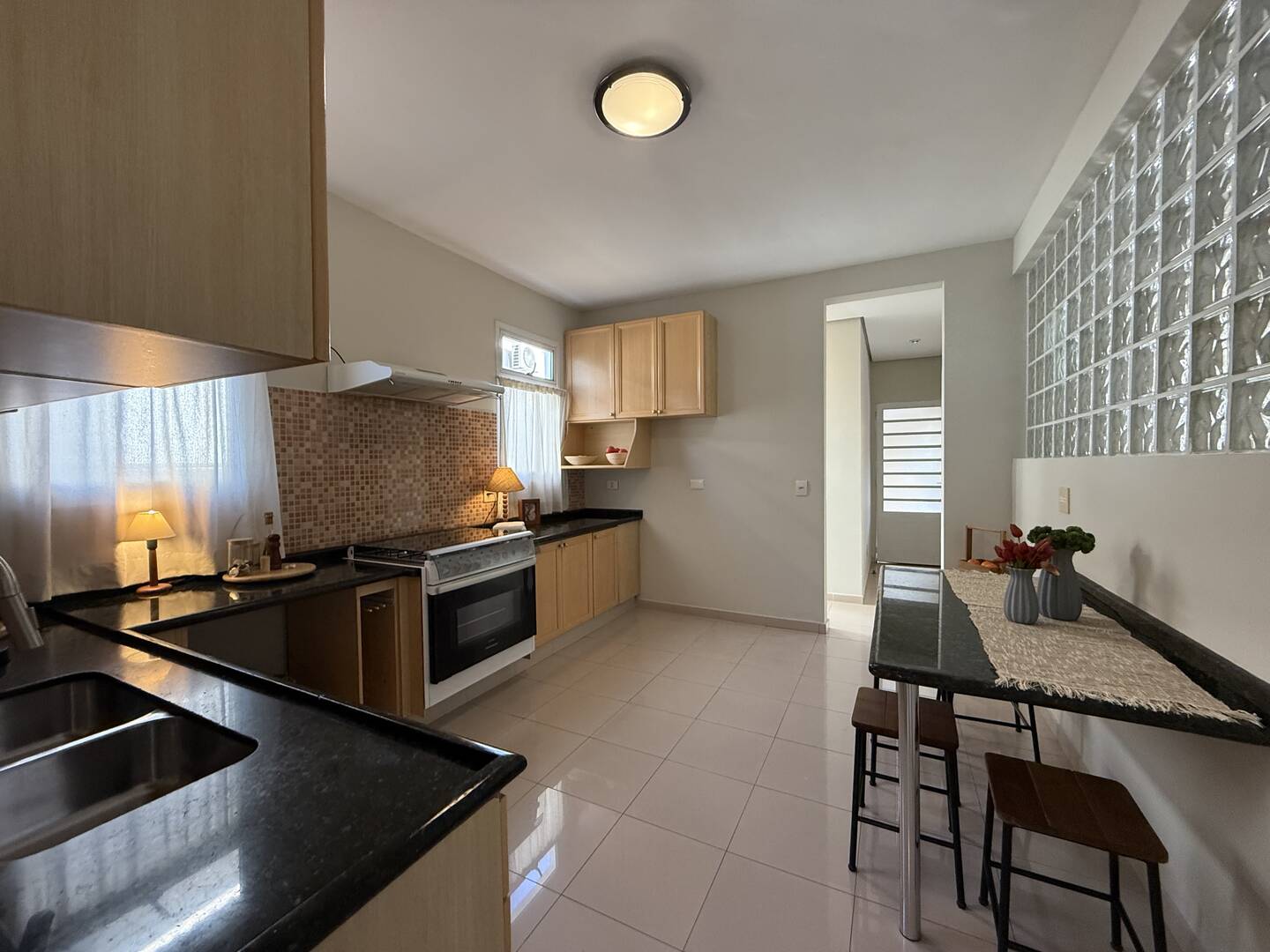 Casa, 4 suítes, 325m², em Alphaville — foto 27