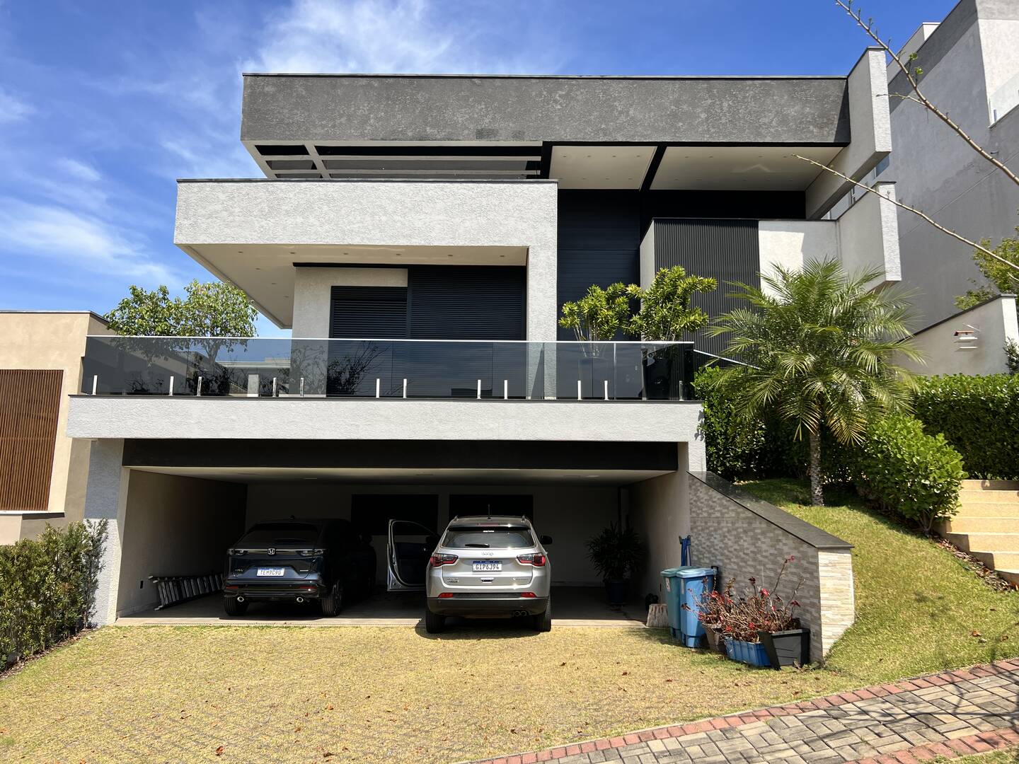 Casa à venda – Cidade Tamboré, Santana de Parnaíba | 3 suítes, 310m²