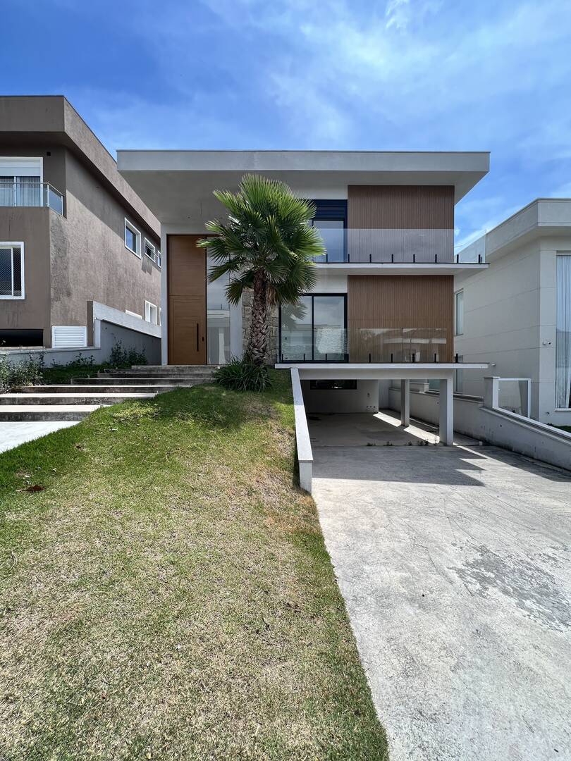 Casa à venda – Tamboré, Santana de Parnaíba | 4 suítes, 427m²