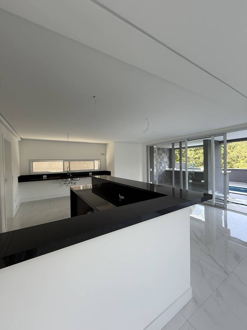 Casa, 4 suítes, 325m², em Tambore 11 — foto 8