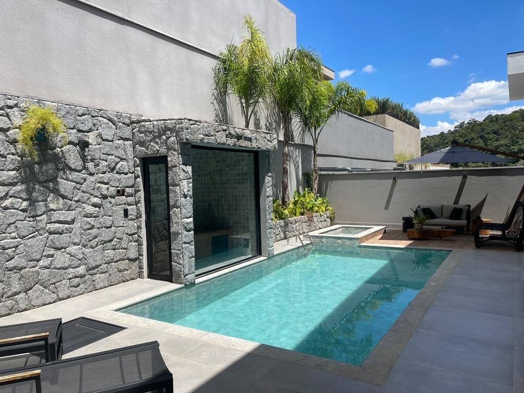 Casa à venda – Cidade Tamboré, Santana de Parnaíba | 5 suítes, 470m²