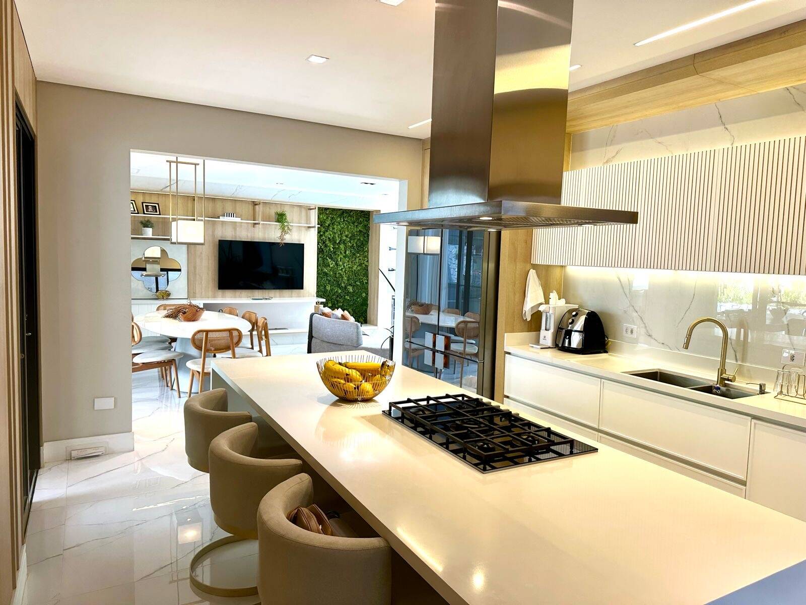 Casa, 5 suítes, 470m², em Cidade Tamboré — foto 4