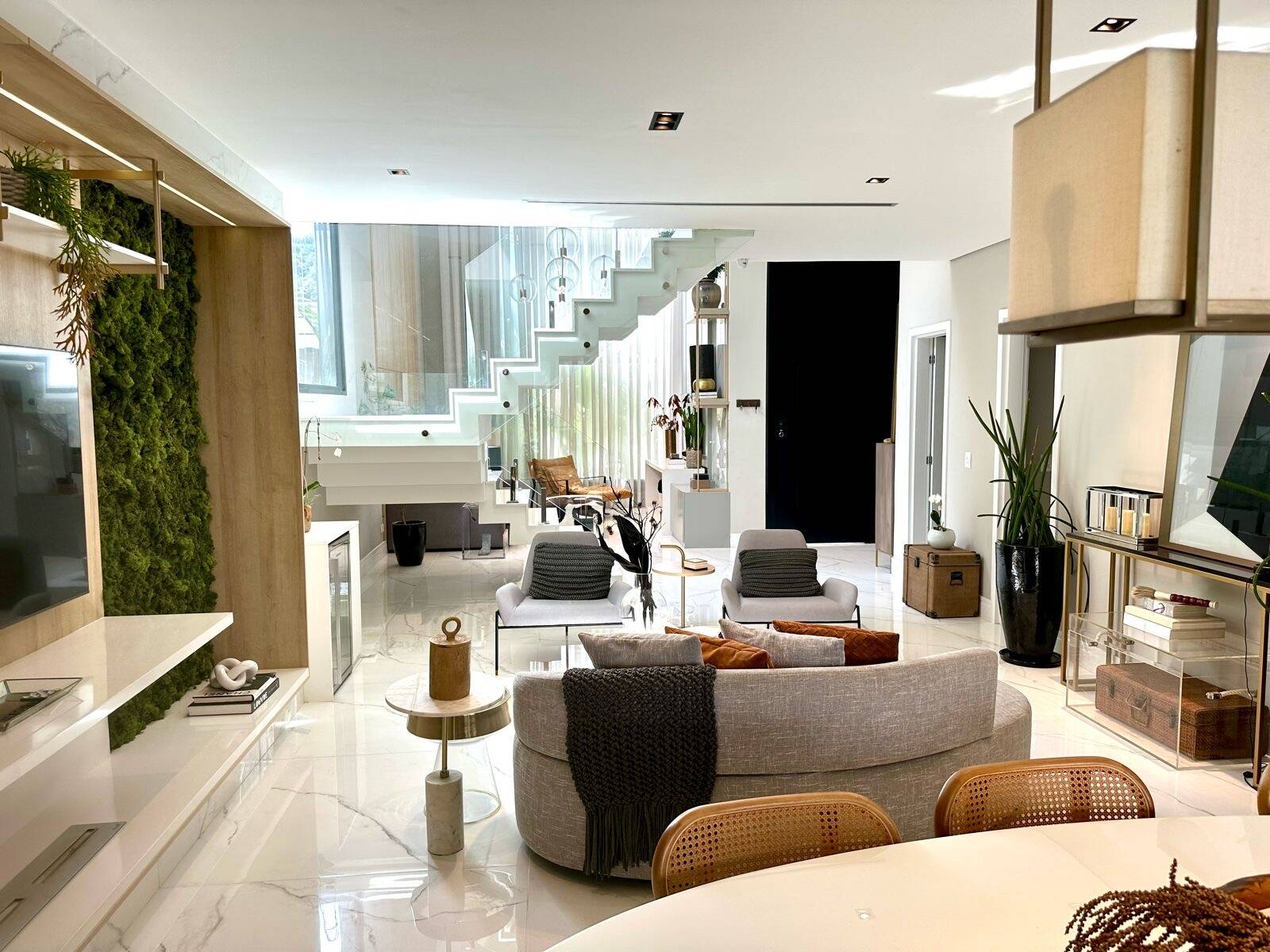 Casa, 5 suítes, 470m², em Cidade Tamboré — foto 2