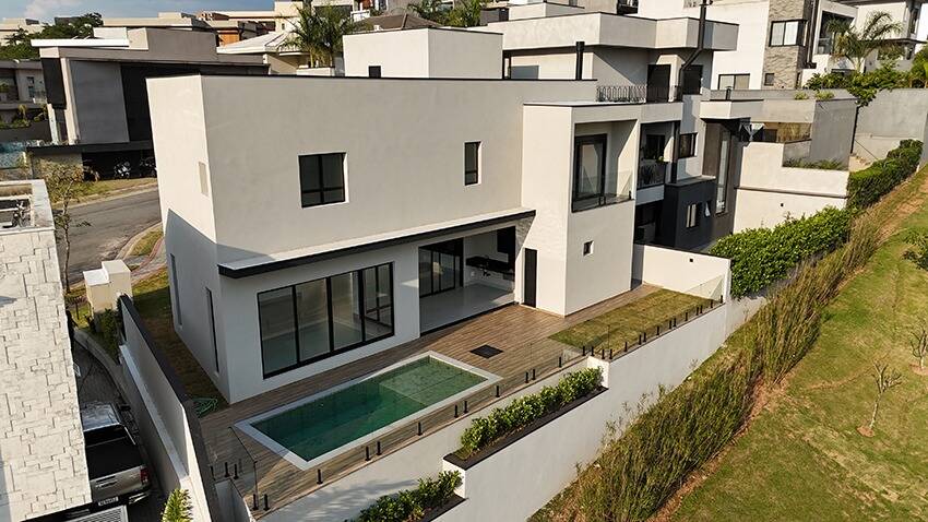 Casa à venda – Alphaville, Santana de Parnaíba | 4 suítes, 350m²