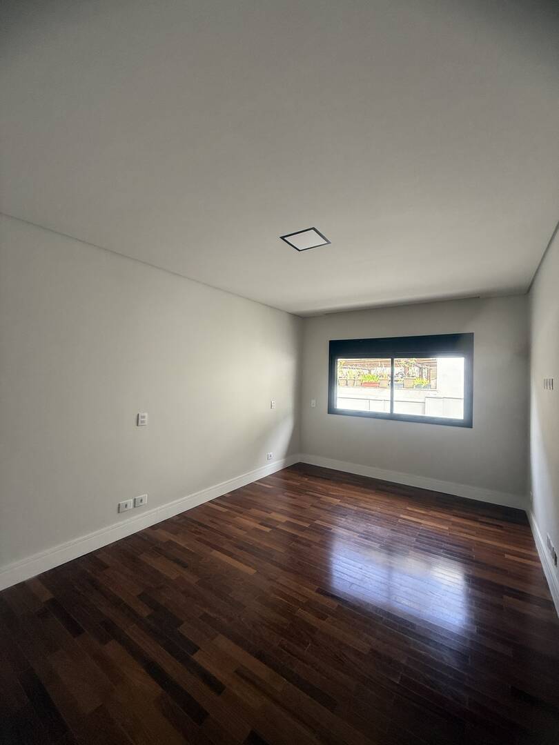 Casa, 4 suítes, 350m², em Alphaville — foto 3