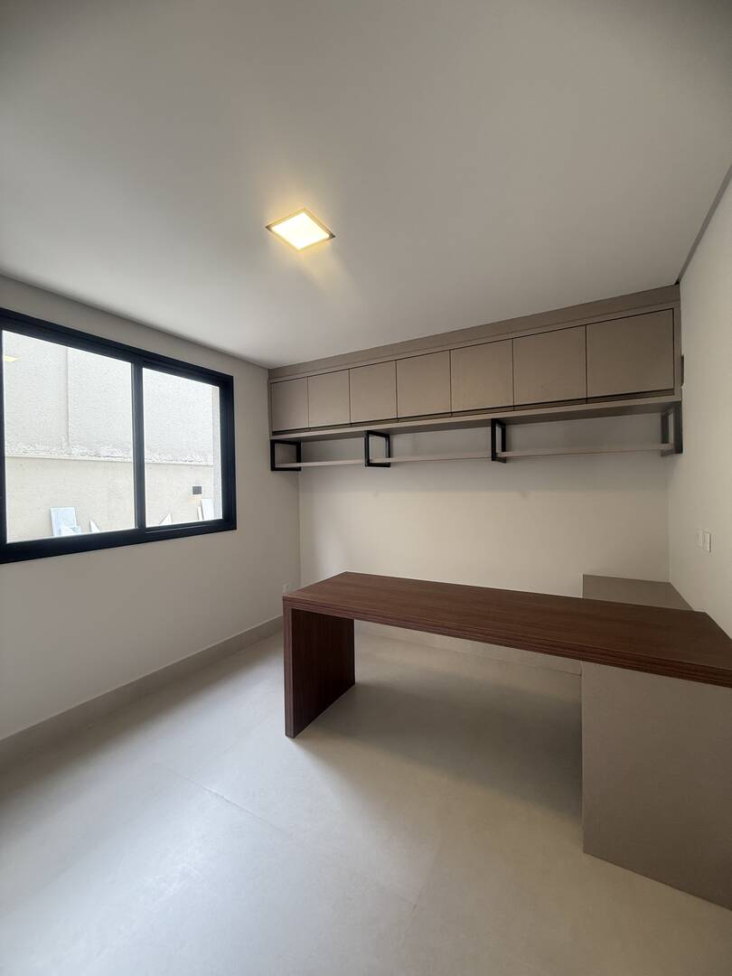 Casa, 4 suítes, 350m², em Alphaville — foto 17