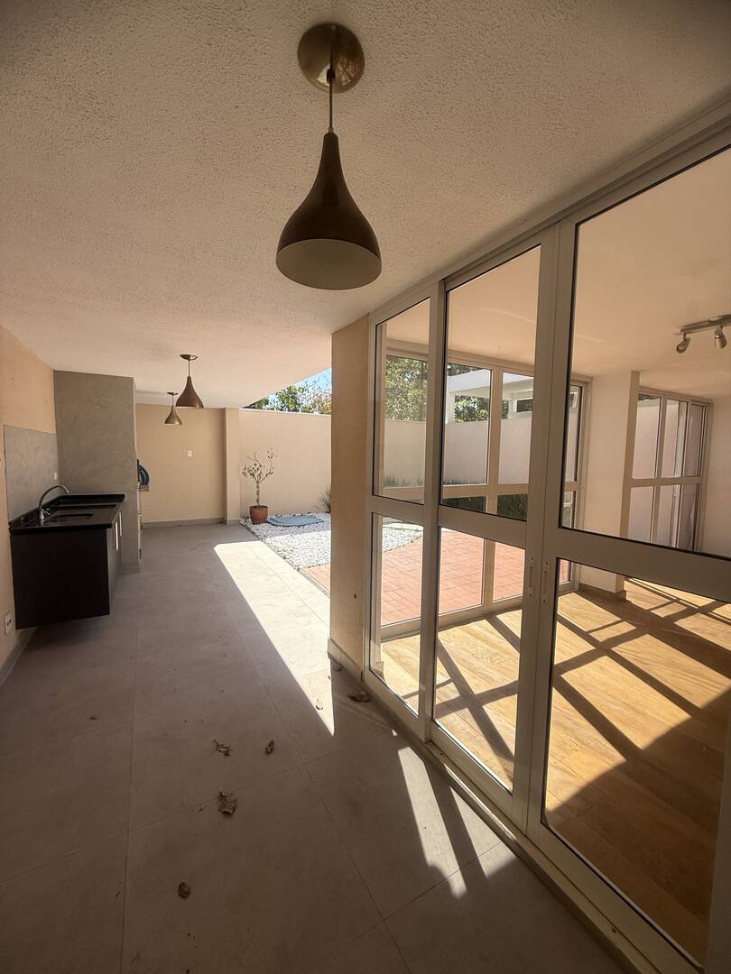 Casa, 1 suíte, 180m², em Tamboré — foto 5