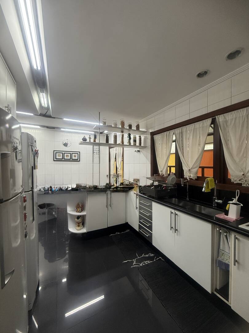 Casa, 2 suítes, 345m², em Alphaville 11 — foto 12